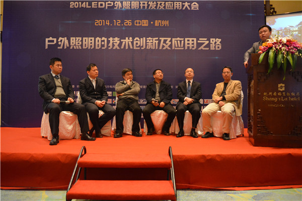 ෽ͬf(xi)2014LED(dng)ʼ